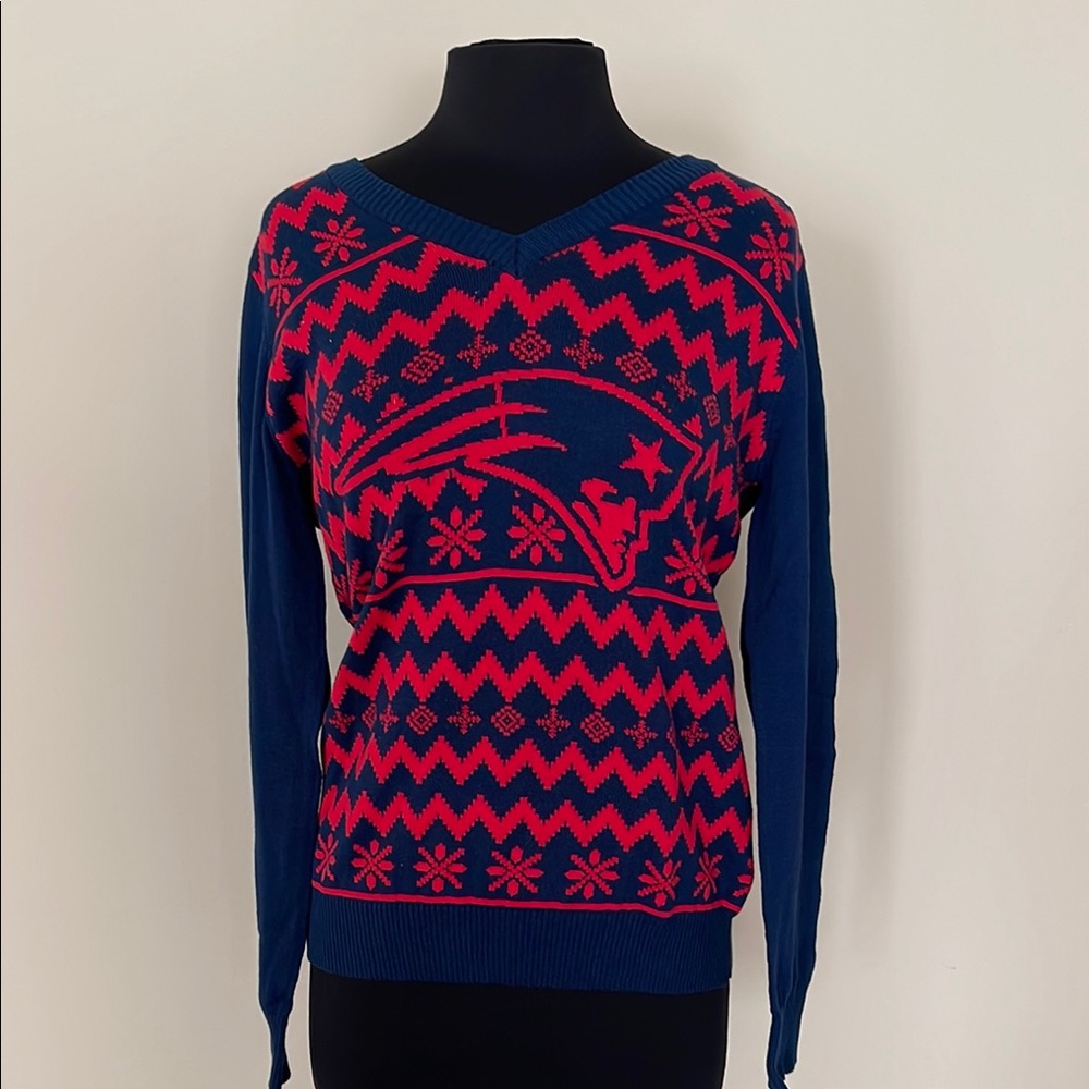 New! Unisex Patriots V-Neck Holiday Sweater